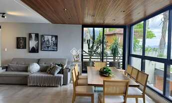 Imagem 3: Casa frente mar com 5 dormitórios e área de lazer completa