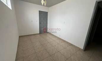 Imagem: CASA NO PISO SUPERIOR PARA LOCAÇÃO NO