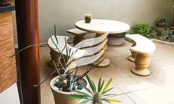 Imagem 3: Casa espaçosa com 03 quartos à venda no bairro Ipanema