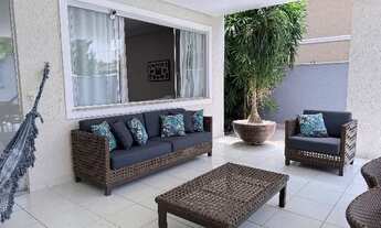 Imagem 2: Suíte mobiliada em condomínio fechado horizontal em sobrado