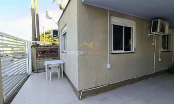 Imagem 3: Casa com 2 dormitórios, ar condicionado e garagem. Junto ao centro