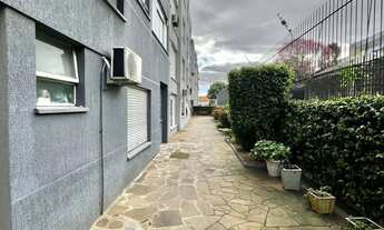 Imagem 4: Apto de 02 dorm, banho, sala, coz, area, banho aux, dep, vaga no Cristo Redentor