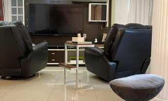 Imagem 4: Cobertura Plana reformada, semi-mobiliada, quadra do mar, com vista para o mar!!