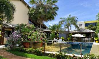 Imagem 3: Casa de condomínio para venda tem 343 metros quadrados com 4 quartos