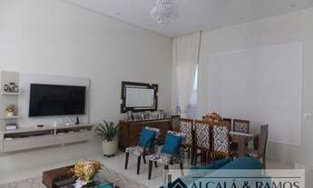 Imagem 2: Casa de condomínio para venda possui 260 metros quadrados com 3 quartos