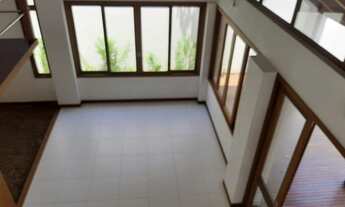 Imagem 7: Casa de condomínio para venda tem 450 metros quadrados com 4 quartos