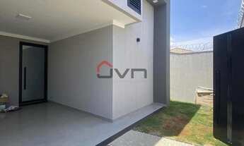 Imagem 1: Casa para venda possui 150 metros quadrados com 3 quartos em Alto Umuarama - Uberlândia