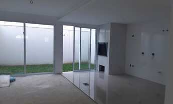 Imagem 2: SOBRADO EM CONDOMÍNIO COM QUINTAL