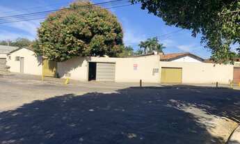 Imagem 2: Terreno com 637m² com 4 construções disponível venda St. Cidade Jardim - Goiânia - GO