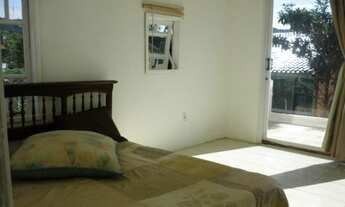 Imagem 4: Casa para venda com 385 metros quadrados com 5 quartos