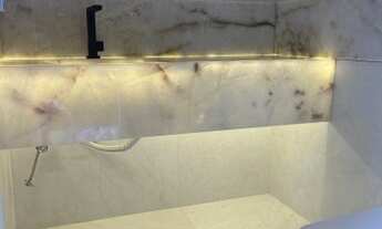 Imagem 6: Casa de condomínio para venda possui 233 metros quadrados com 4 quartos