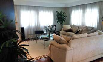 Imagem 4: Casa de condomínio sobrado para venda tem 520 metros quadrados com 6 quartos