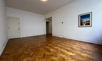 Imagem 2: Apartamento para venda tem 130 metros quadrados com 3 quartos em Copacabana - Rio de Janei