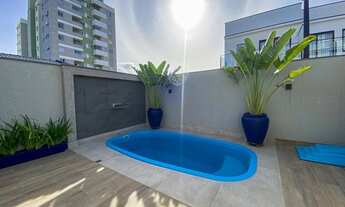 Imagem 4: Sobrado para venda possui 182 metros quadrados com 3 quartos em Itacolomi - Balneário Piça