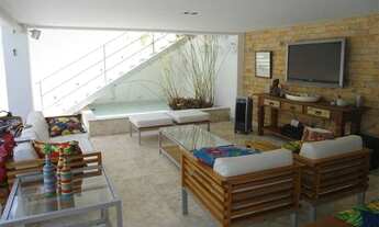 Imagem 3: Casa de condomínio para venda tem 230 metros quadrados com 4 quartos