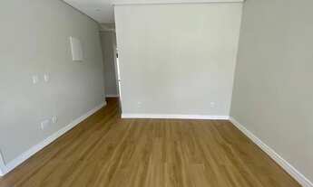 Imagem 3: Casa de condomínio sobrado para venda possui 232 metros quadrados com 4 quartos