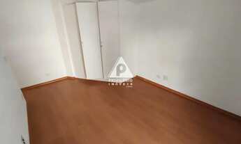 Imagem 6: Apartamento com 3 quartos, dependência completa e 2 vagas