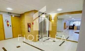 Imagem 7: Apartamento de 2 dormitórios sendo 1 suíte com 1 vaga de garagem e hobby box na Carvoeira