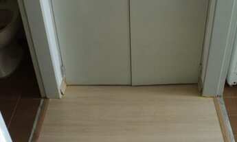 Imagem 6: Kitnet 35 m2. Garagem privativa, port 24 horas, andar alto, laminado, armários