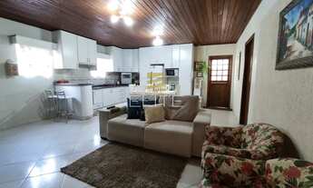 Imagem 2: Excelente casa com 04 dormitórios sendo 01 suíte, na Palhoça