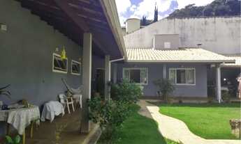 Imagem 2: CASA TÉRREA PRA VENDA COM AMPLO QUINTAL EM BAIRRO NOBRE