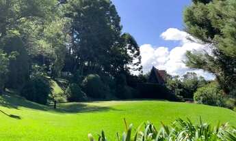 Imagem 4: Sobrado para aluguel tem 500 metros quadrados com 5 quartos