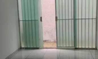 Imagem 6: Casa Dúplex com 2 (duas) suítes no Ernani Sátiro. Sala e Cozinha Grande