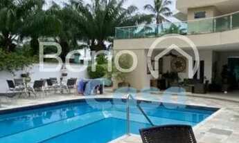 Imagem 3: Casa no condomínio Residencial Ephygênio Salles para venda possui 500m² com 4 quartos send