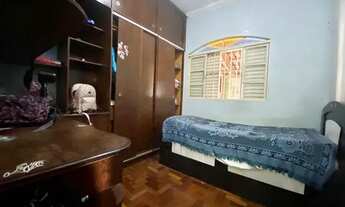 Imagem 3: Casa para venda possui 75 metros quadrados com 3 quartos em Centro - Camaçari - BA