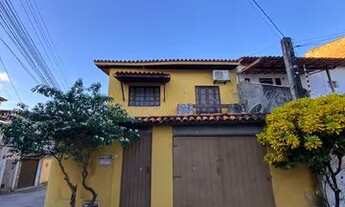 Imagem 1: Casa para venda com 182 metros quadrados com 3 quartos em Itapuã - Salvador - BA