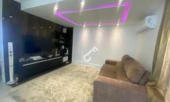 Imagem 3: ABRANTES, Estrada do Coco. Duplex composto de 4 quartos sendo 2 suítes. Área construída de