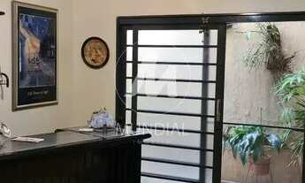 Imagem 3: Casa (térrea na rua) 4 dormitórios/suite, cozinha planejada