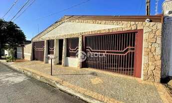 Imagem 2: Casa com 3 dormitórios para alugar, 150 m² por R$ 2.355,00/mês - Nova Americana - American