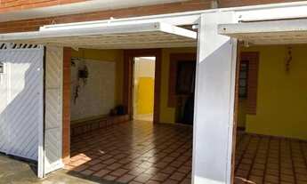 Imagem 2: Casa com piscina na vila formosa