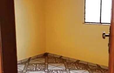 Imagem 2: CASA P/ ALUGAR Casa com 2 dormitórios