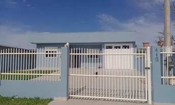 Imagem 2: Casa nova, em laje de concreto, próximo ao mar