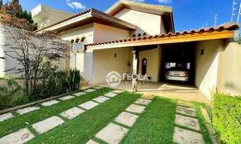 Imagem: Casa com 4 dormitórios à venda, 239 m²