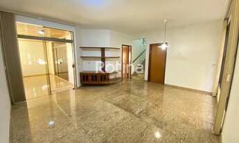 Imagem 2: Casa à venda, 3 quartos, 3 suítes, 5 vagas, Osvaldo Rezende - Uberlândia/MG