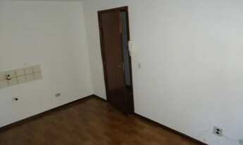 Imagem 7: Kitinet com 1 quarto para alugar por R$ 650.00, 30.00 m2 - CENTRO - CURITIBA/PR
