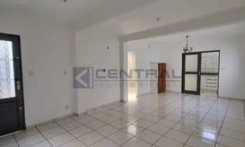 Imagem 3: Casa e salão comercial no Jardim Castelo Branco, 2 dormitórios