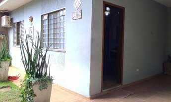 Imagem 3: Casa Residencial com 2 quartos para alugar por R$ 1749.00, 95.00 m2 - ZONA 08 - MARINGA/PR