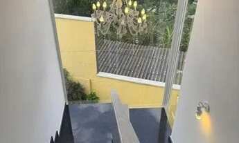 Imagem 4: Sobrado para aluguel tem 250 m2 com 3 Suítes - Arujá - CENTRO