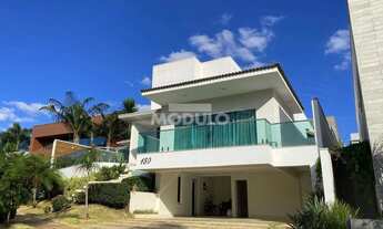 Imagem: Casa em condomínio mobiliada para locação