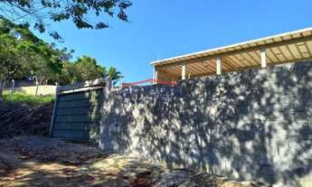 Imagem 2: Terreno com construção inacabada