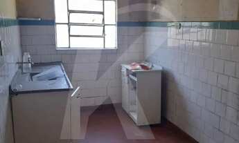 Imagem 6: Casa bem antiga á venda, é mais o terreno!