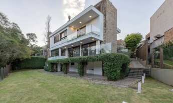 Imagem: Imóvel para venda possui 493 metros quadrados