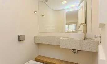 Imagem 4: Apartamento a venda no Centro/Batel com 113,21m2, 3 quartos, ensolarado e vista livre