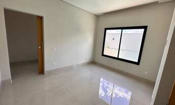 Imagem 7: Casa venda condomínio Florais da Mata possui 179 metros quadrados com 3 quartos sendo 3 su