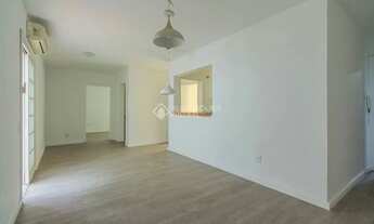 Imagem 2: Apartamento 1 dormitório, todo reformado, com pátio ensolarado 62 m2 em Auxiliadora