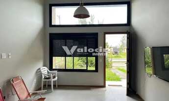 Imagem 5: Praia Noiva do Mar, pé direito diferenciado, com 2 dormitórios, sendo uma suíte